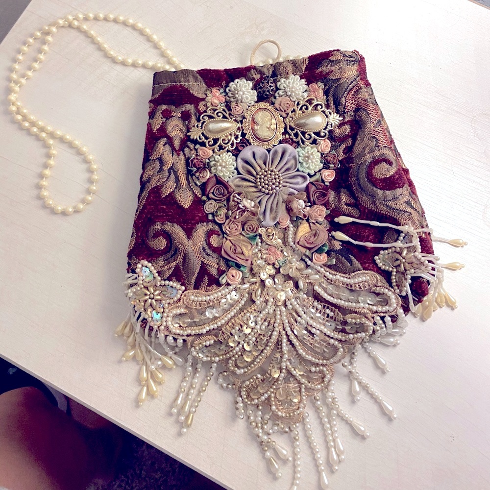 Handbag, hand-made. 👛